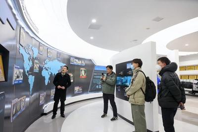 網絡大V、媒體記者共赴&ldquo;冬游乳山 暢品牡蠣&rdquo;觀光體驗之旅